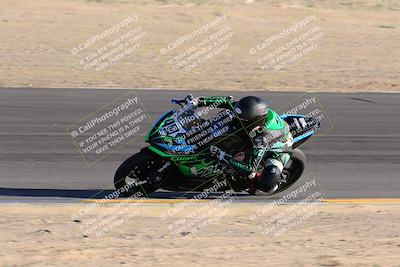 media/Dec-04-2022-CVMA (Sun) [[e38ca9e4fc]]/Race 12 500 Supersport-350 Supersport/